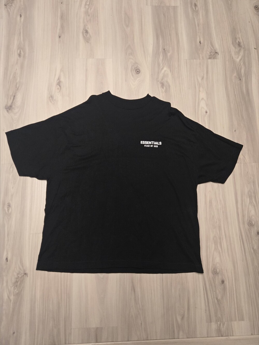 Fear of God ESSENTIALS Oversized Black Logo T-Shirt Men’s L